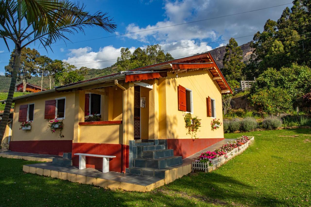 Sitio Pedra Do Bau Hotel Sao Bento do Sapucai Exterior photo